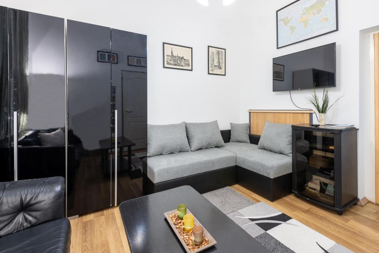 Inside Edge Apartment Budapest Exterior photo
